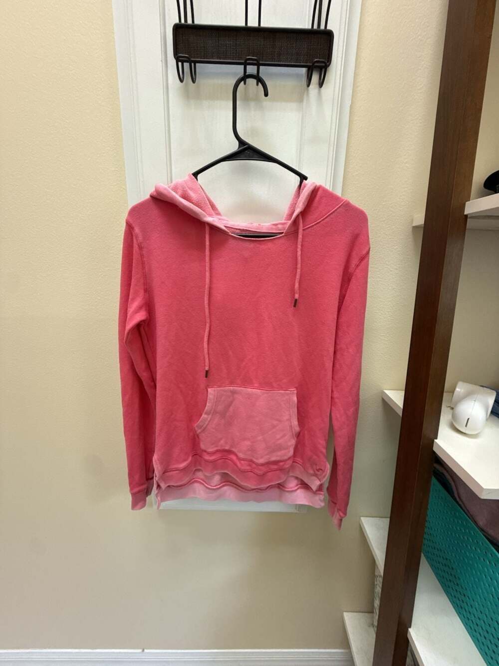 American Eagle Outfitters Hoodie Size XS Pink Pullover Sweatshirt